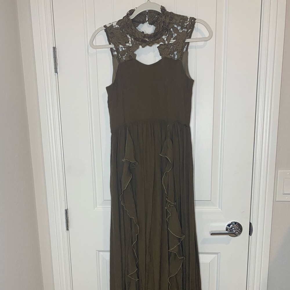 Joyfolie hunter green dress. BEAUTIFUL